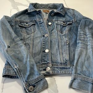 Women’s American Eagle destroyed denim jacket
